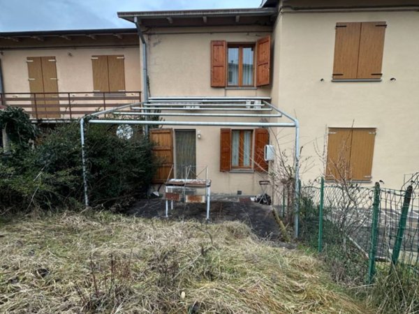 casa indipendente in vendita a Montese in zona Maserno