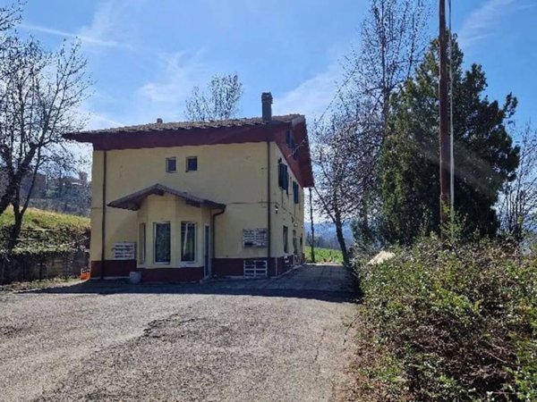 negozio in vendita a Montese