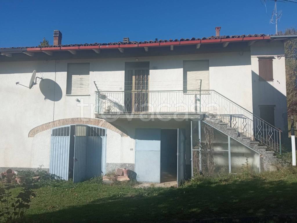 appartamento in vendita a Montese in zona Semelano
