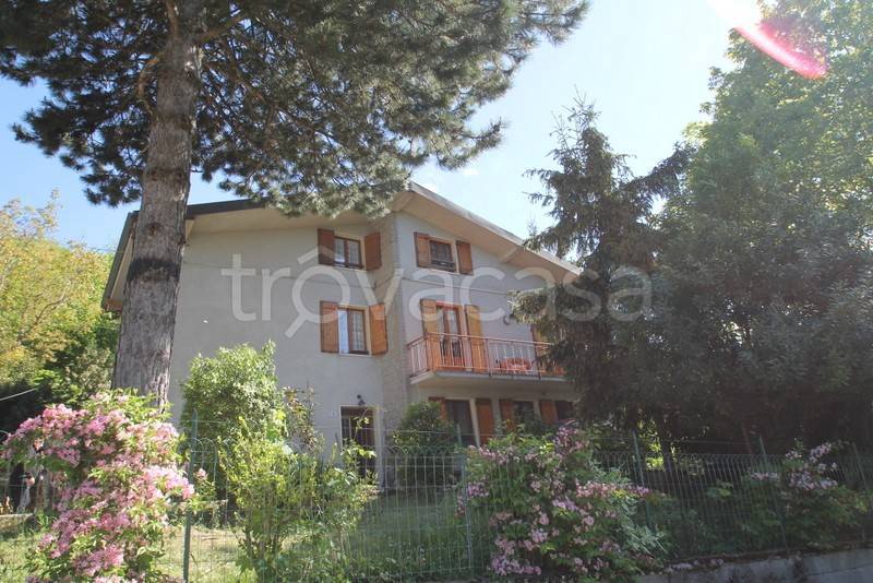 casa indipendente in vendita a Montese in zona Montalto