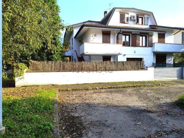 casa indipendente in vendita a Nonantola