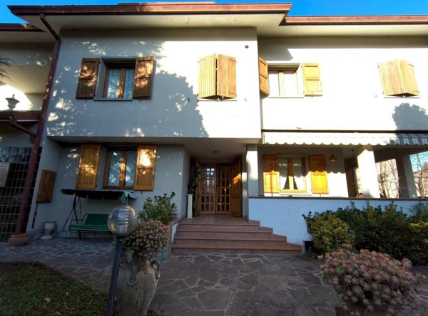 casa indipendente in vendita a Nonantola