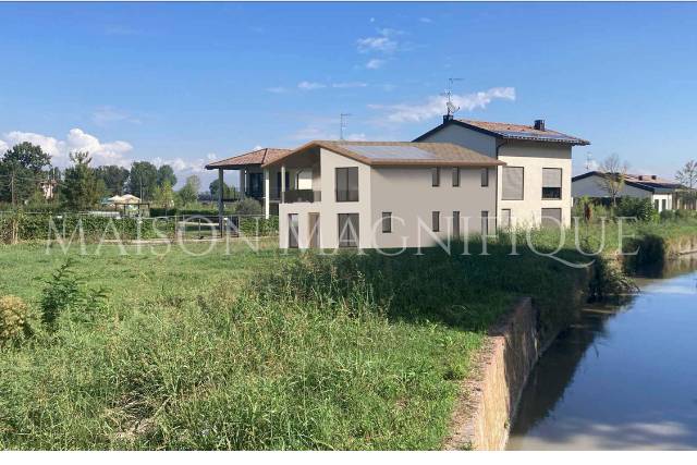 casa indipendente in vendita a Nonantola