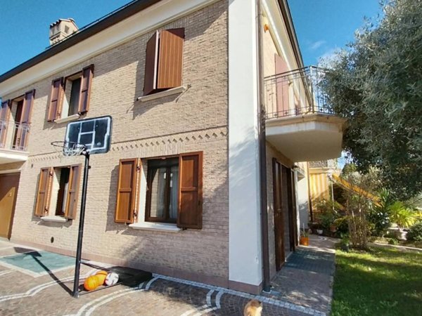 casa indipendente in vendita a Nonantola