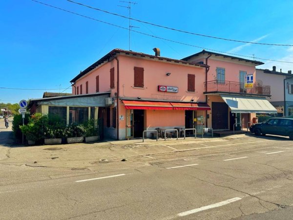 intera palazzina in vendita a Nonantola