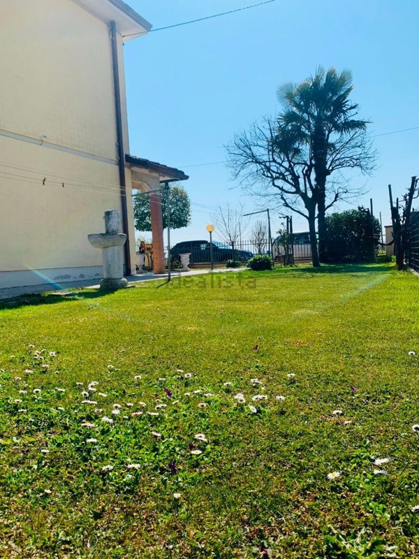 casa indipendente in vendita a Nonantola