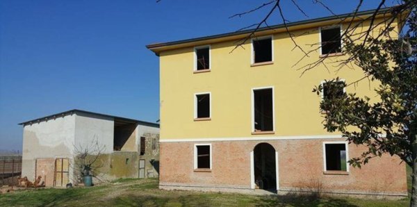 casa indipendente in vendita a Nonantola