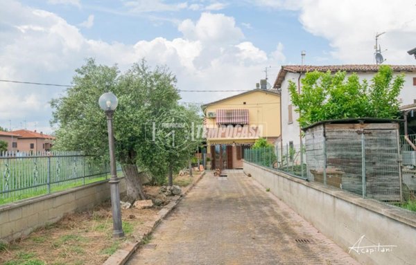 casa indipendente in vendita a Nonantola