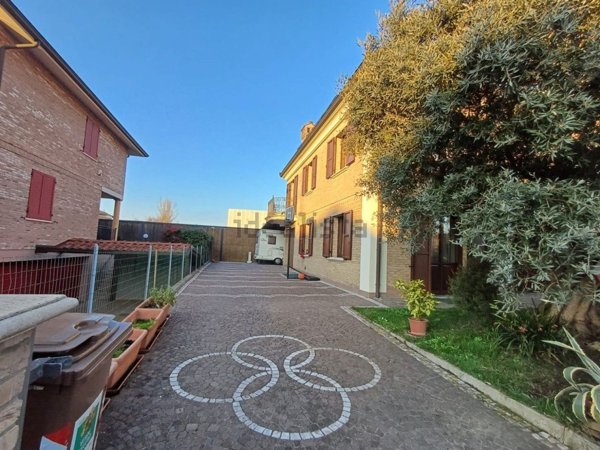 casa indipendente in vendita a Nonantola
