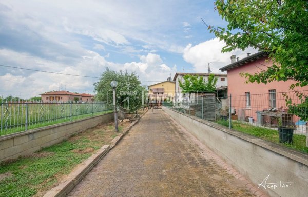 casa indipendente in vendita a Nonantola