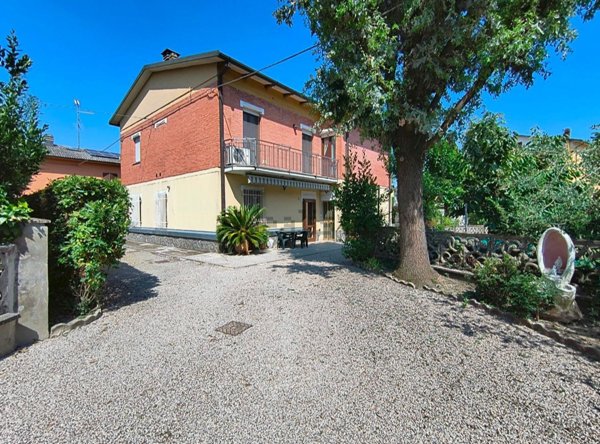 casa indipendente in vendita a Nonantola