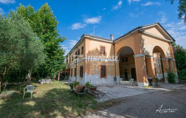 casa indipendente in vendita a Nonantola in zona Via Larga