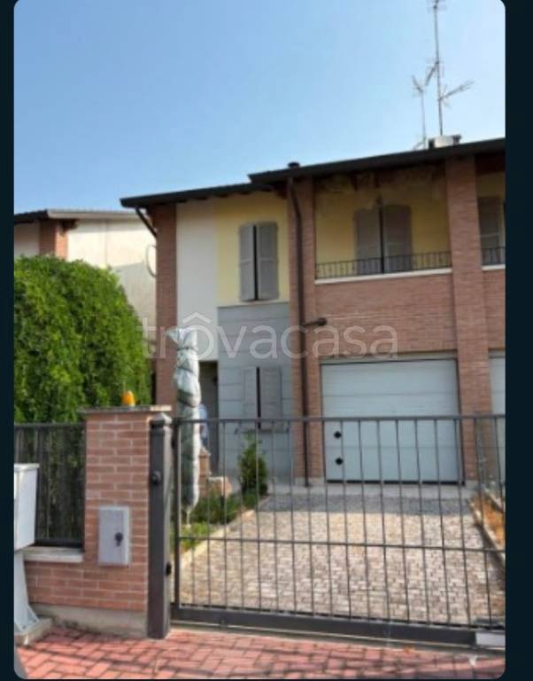 casa indipendente in vendita a Nonantola