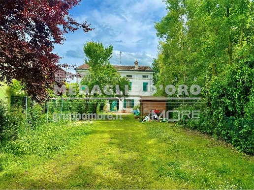 casa indipendente in vendita a Nonantola