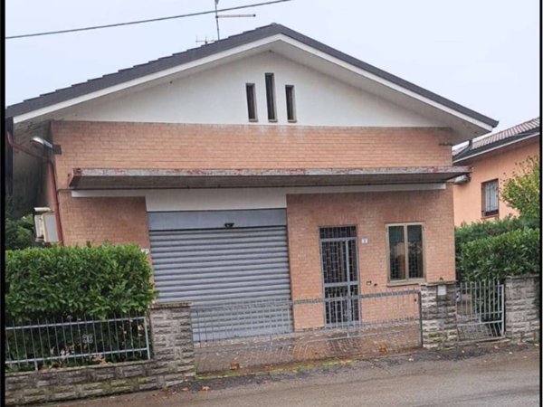 casa indipendente in vendita a Nonantola