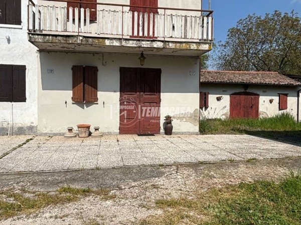casa indipendente in vendita a Nonantola