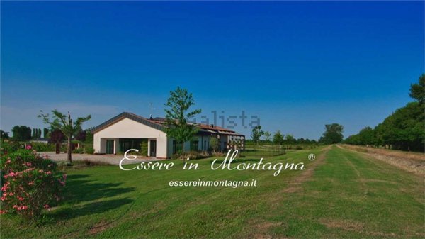 casa indipendente in vendita a Nonantola