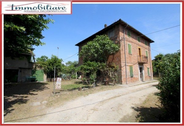 casa indipendente in vendita a Nonantola
