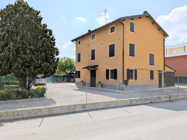 casa indipendente in vendita a Nonantola in zona Via Larga