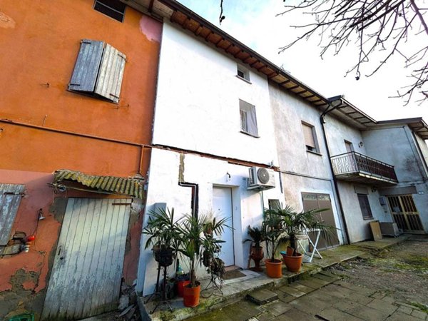 casa indipendente in vendita a Nonantola in zona Campazzo
