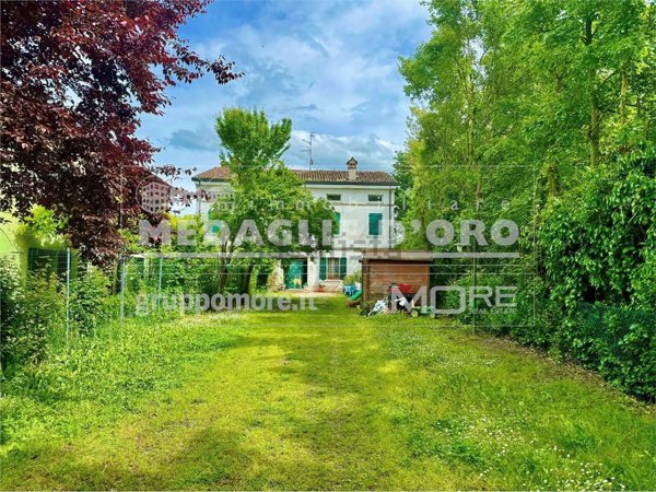 casa indipendente in vendita a Nonantola
