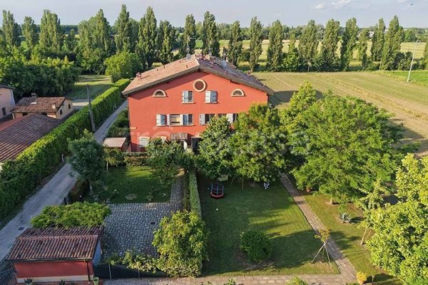 casa indipendente in vendita a Nonantola