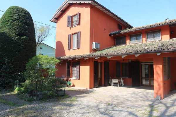 casa indipendente in vendita a Nonantola in zona Via Larga