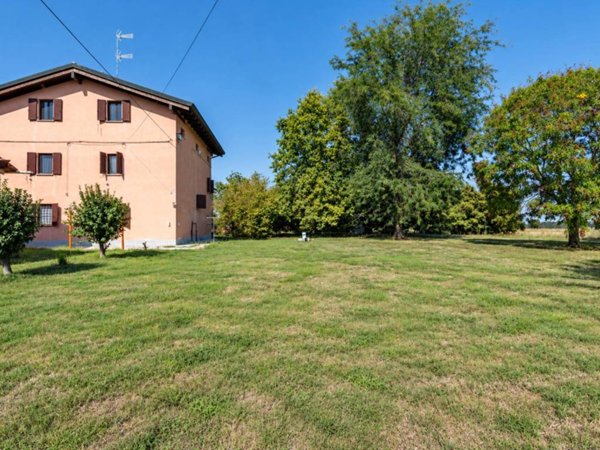 casa indipendente in vendita a Nonantola in zona Campazzo