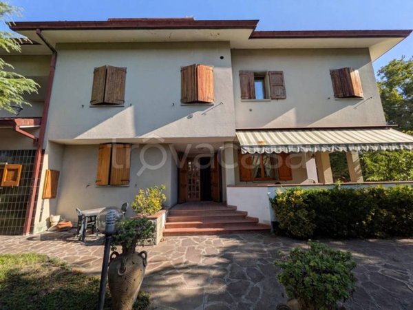 casa indipendente in vendita a Nonantola in zona Via Larga