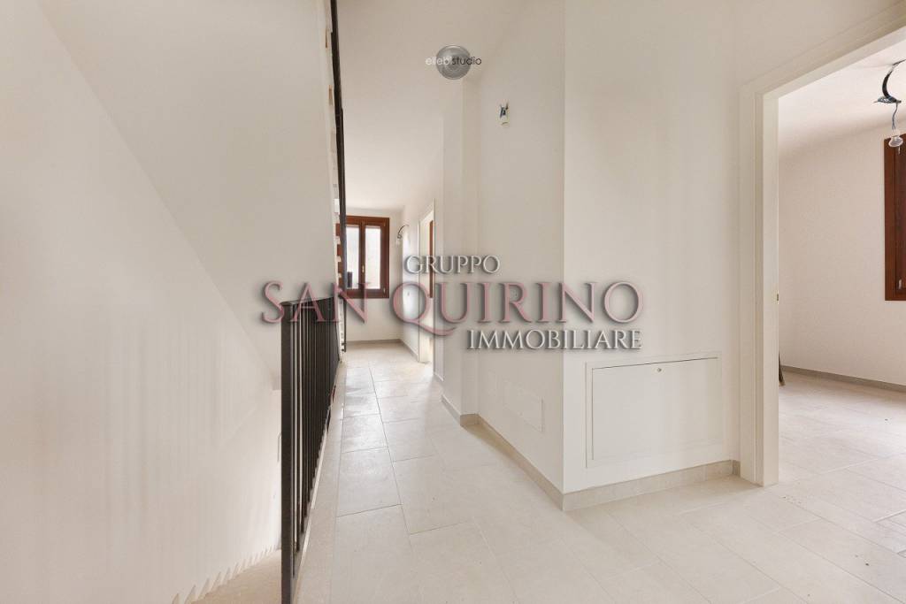 casa indipendente in vendita a Novi di Modena in zona Sant'Antonio in Mercadello