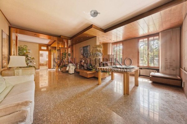 casa indipendente in vendita a Novi di Modena in zona Rovereto sulla Secchia