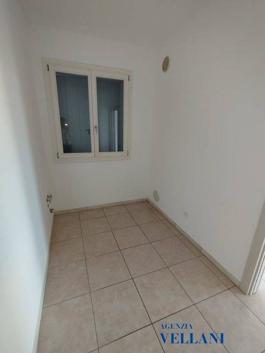 casa indipendente in vendita a Novi di Modena