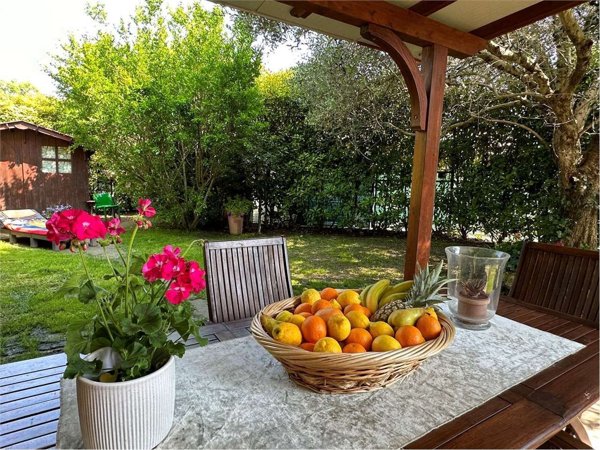 quadrivano in vendita a Novi di Modena