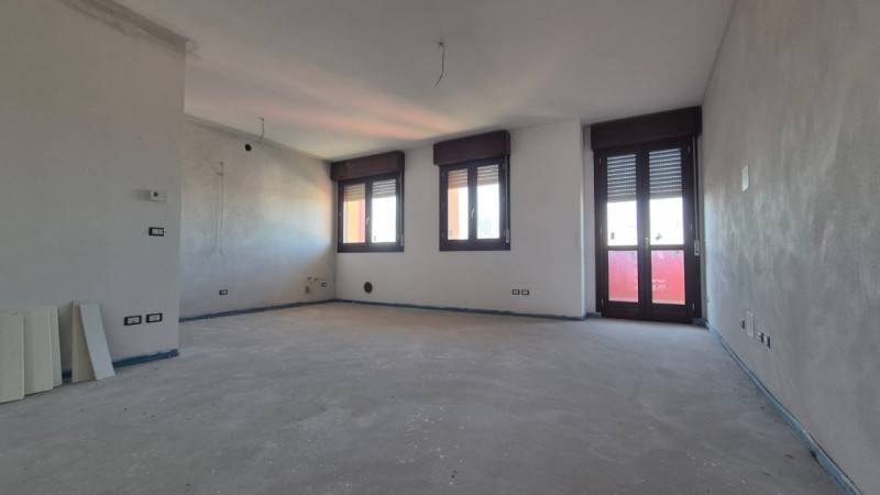 appartamento in vendita a Novi di Modena in zona Rovereto sulla Secchia