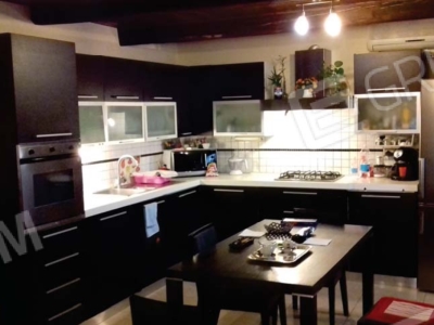 casa indipendente in vendita a Novi di Modena
