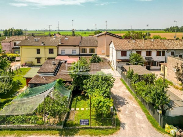 appartamento in vendita a Novi di Modena
