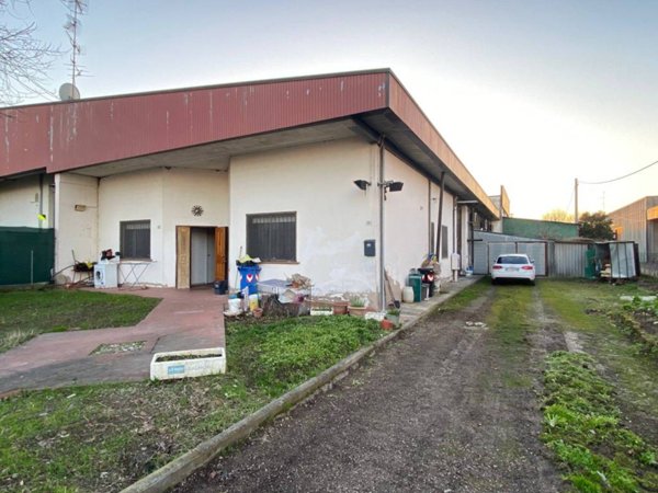 appartamento in vendita a Novi di Modena