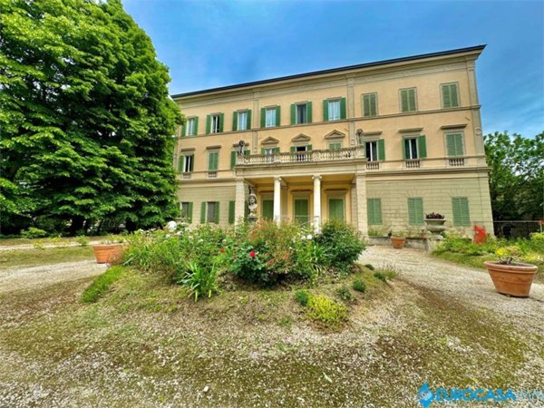 appartamento in vendita a Novi di Modena