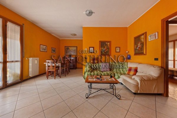 appartamento in vendita a Novi di Modena