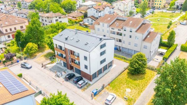 appartamento in vendita a Novi di Modena