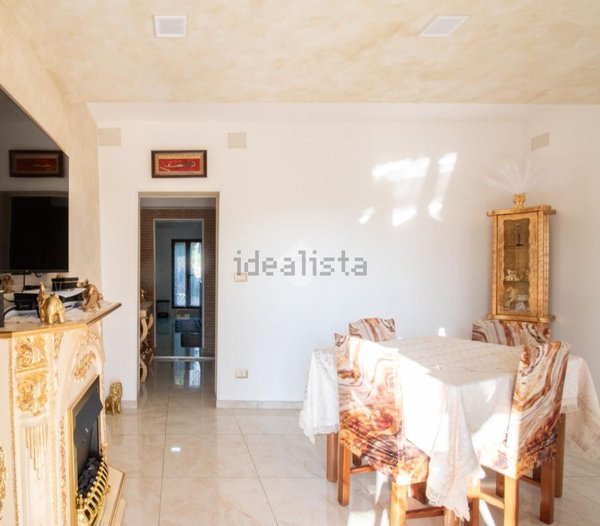 casa indipendente in vendita a Novi di Modena