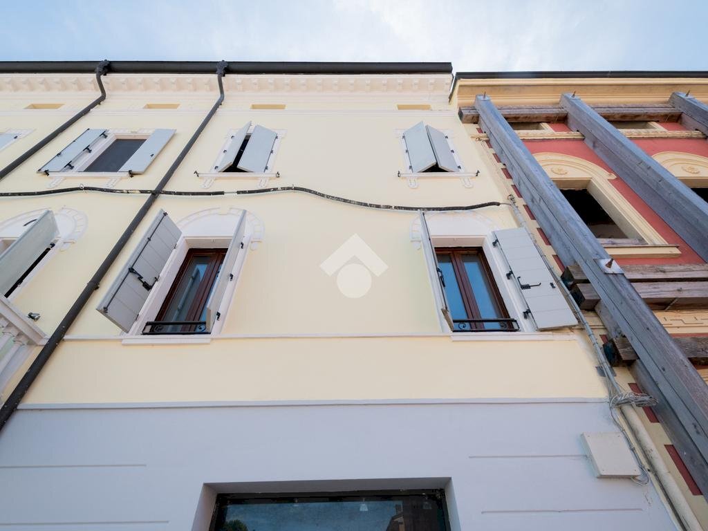 appartamento in vendita a Novi di Modena