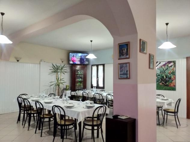 pentavano in vendita a Novi di Modena in zona Sant'Antonio in Mercadello