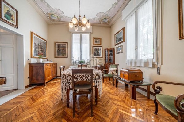 casa indipendente in vendita a Novi di Modena