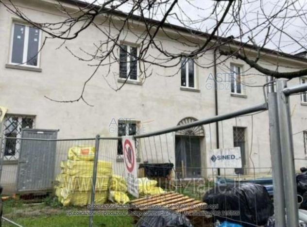 terreno edificabile in vendita a Novi di Modena