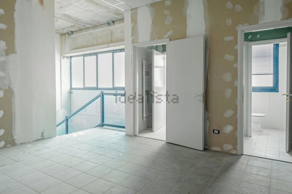 capannone in vendita a Novi di Modena