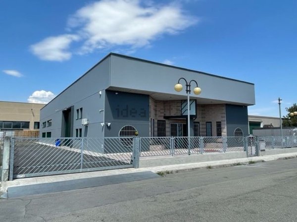 capannone in vendita a Novi di Modena