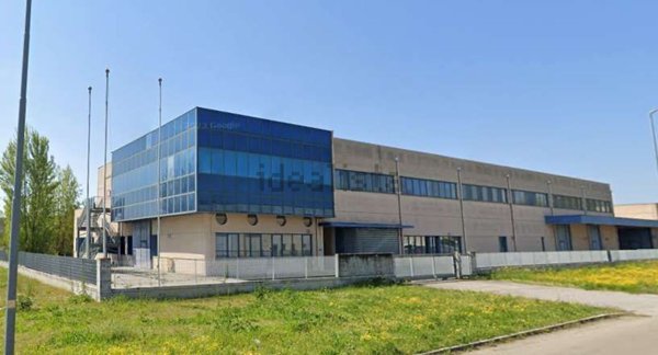 capannone in vendita a Novi di Modena