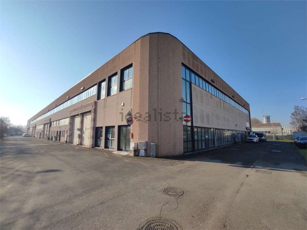 ufficio in vendita a Novi di Modena