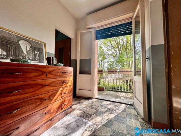 casa indipendente in vendita a Novi di Modena